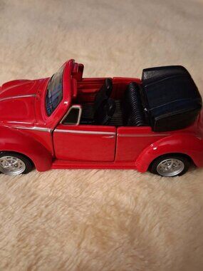 MAISTO-VW -CABRIOLET